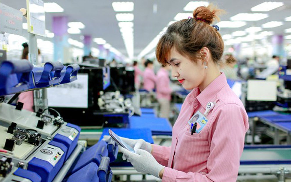 Kinh tế Việt Nam tiếp tục duy trì ổn định, phát triển bất chấp "tác động kép"